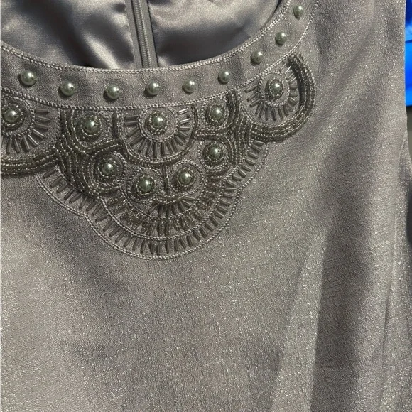 Preston and York Elegant Sleeveless Dress with Embellished Neckline size 12 - Picture 6 of 7